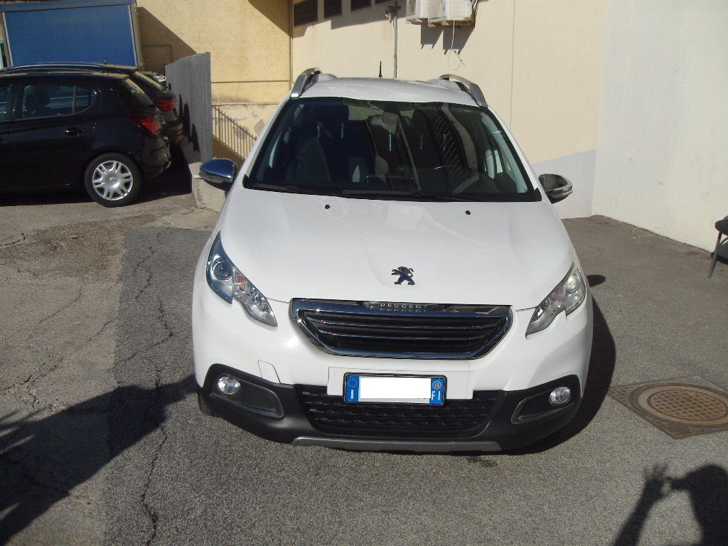 PEUGEOT 2008 1.6 HDI 120CV ALLURE EURO6 PEUGEOT 2008 1.6 HDI 120CV ALLURE EURO6